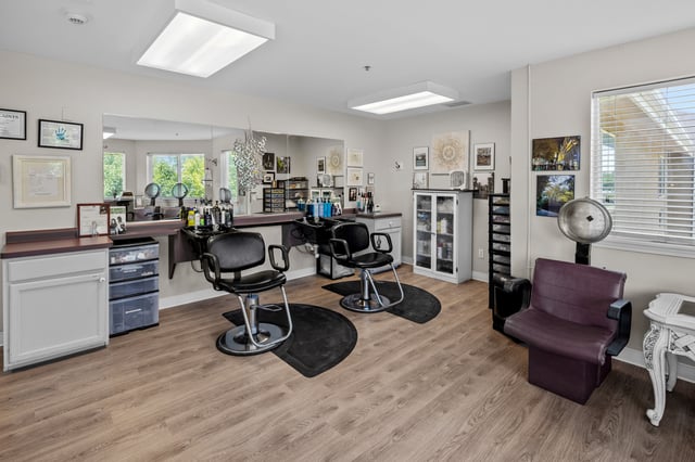 Ventura- Place-016-Salon Room